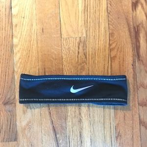 Nike dri-fit headband